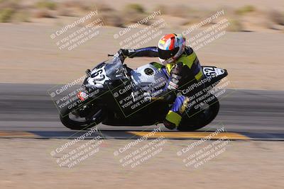 media/Dec-10-2023-SoCal Trackdays (Sun) [[0ce70f5433]]/Turn 9 Inside Set 2 (1115am)/